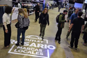 Récord histórico: 140 mil personas pasaron por el Outlet Rosario en su primera edición de 2026