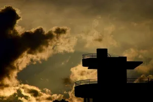 Un fin de semana pasado por agua, con disminución de la temperatura y alerta por tormentas fuertes para el domingo