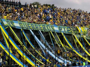 Una marea auriazul se hizo presente en el estadio La Huerta de Libertad
