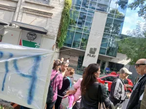 Reclamo de los damnificados por Pilay en Oroño y Salta