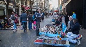 El empleo informal subió un 43% a fines de 2025: las mujeres y los jóvenes fueron los más afectados