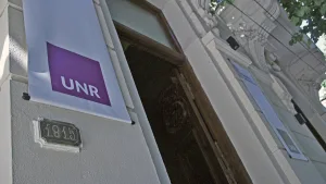 universidad nacional de rosario-UNR