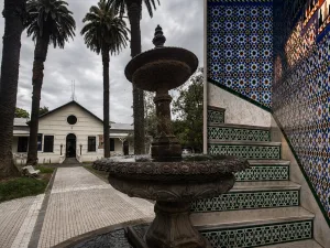 Rosario redescubre sus azulejos: una muestra para mirar la ciudad con otros ojos y  desde la memoria 