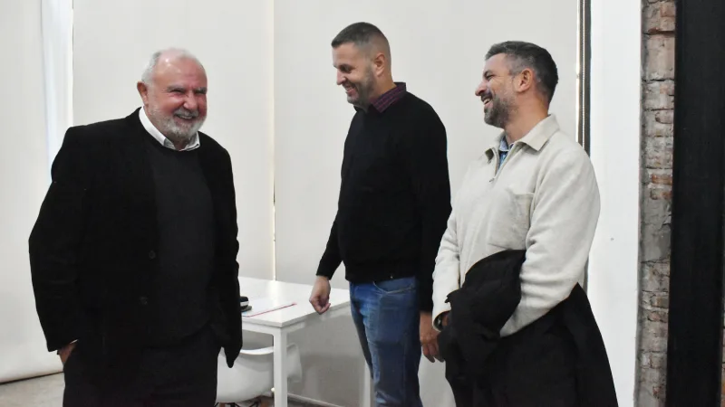 Daniel Mariatti, presidente de Argentino; Omar Vicente, mandamás de Central Córdoba; y Diego Ferreyra, dirigente salaíto, compartieron un clima cordial