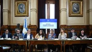 Senado reunió a medios,