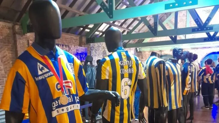 Exhibicion camisetas historicas Central
