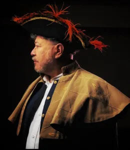 Guillermo Troncoso llega a Rosario con “El Inglés”, un viaje poético y político por una historia que siempre regresa  