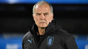 Marcelo Bielsa, entrenador argentino de la seleccion de uruguay