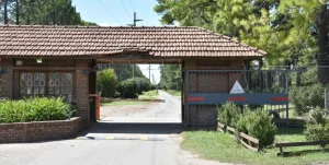 Terror en barrio cerrado de Santo Tomé: dos familias fueron reducidas por delincuentes armados