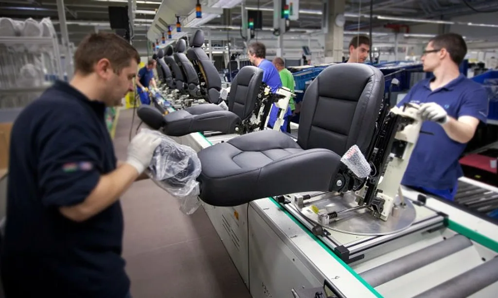 Otra empresa global que se va: la fabricante de asientos para autos Adient cierra planta de Pueblo Esther y deja de operar en la Argentina