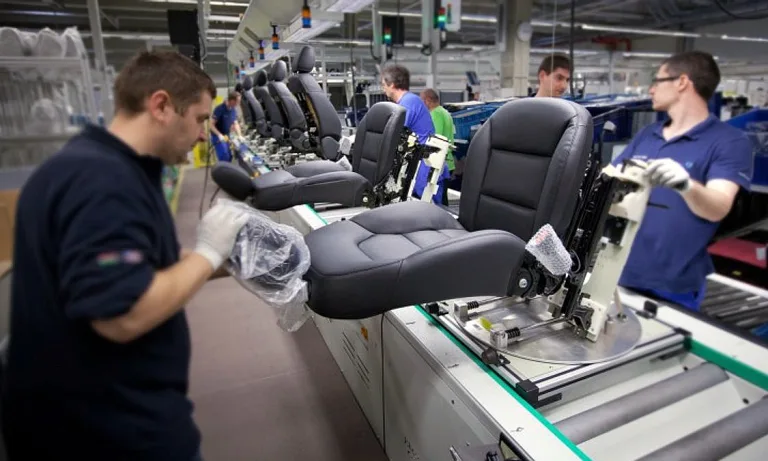 Otra empresa global que se va: la fabricante de asientos para autos Adient cierra planta de Pueblo Esther y deja de operar en la Argentina