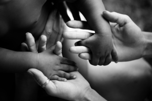 142 chicos y chicas esperan ser adoptados: a partir de ahora la inscripción de aspirantes es 100 % digital
