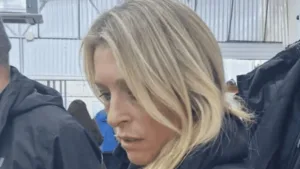 Una deslomada en Madrid: confirman que Bettina Angeletti, la esposa de Adorni, viajó con "las mamis del cole” a Madrid