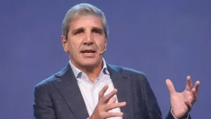 Caputo celebró el dato de inflación y confió en una reactivación económica: "Ya se muestran signos de recuperación"