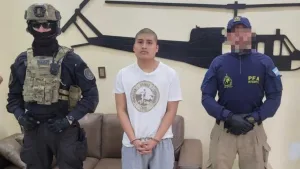 Triple crimen narco en Florencio Varela: “Pequeño J” ya está en la Argentina y quedó alojado en el penal de Marcos Paz