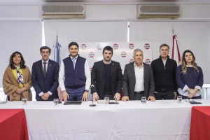 Los gobernadores radicales se reunieron en el Comité Nacional y comienza la carrera a 2027