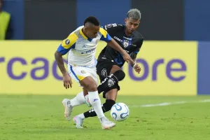 La pasó mal en la altura: Central perdió por la mínima ante Independiente del Valle y terminó segundo en el grupo H