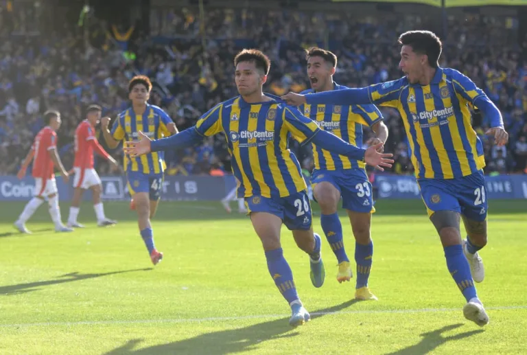 Entre experiencia y juventud: Central se sacó de encima a Independiente y avanzó a los cuartos de final del Apertura