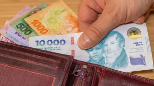 No hay plata que alcance: los salarios volvieron a perder contra la inflación en marzo y acumulan siete meses de caída