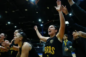 Candela la rompió otra vez y jugará la final nacional con Obras