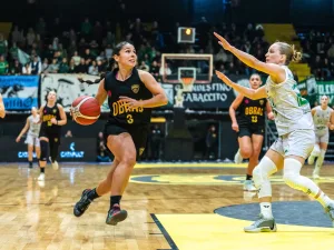 Obras le ganó a Ferro y forzó el tercer partido para definir el campeón de la Liga Femenina