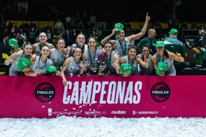 Ferro se consagró campeón de la Liga Femenina tras imponerse a Obras como visitante