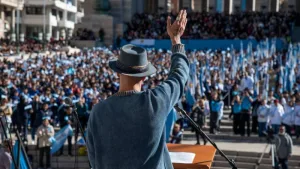 Día de la Bandera: Abel Pintos cerrará la fiesta frente al recuperado Monumento
