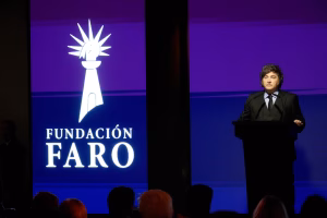 Milei presentó a su nuevo vocero y aprovechó para criticar otra vez a los medios