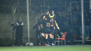 Adiur lo ganó en el final y llega al desquite con una ventaja ante Newell's por la Copa Santa Fe
