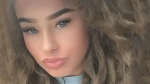 Brooke George, influencer acusada de matar a su novio abusador en Dubai, puede ser fusilada