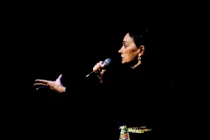 Llega a Rosario “Muy a mi pesar”, una Master Class de actuación de la mano de la actriz rosarina Claudia Cantero