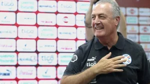 El gesto paternal de Alfaro con Diego Gómez y su emoción al hablar de Paraguay: “Es lo que sentimos”