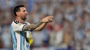 Se metió con Messi y quedó en el ojo de la tormenta