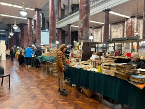 Último día para recorrer la Feria de Librerías de Viejo en Rosario