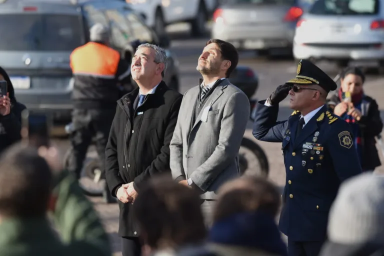 Inauguraron la remodelación del Monumento a la Bandera, financiada por Santa Fe ante el retiro de Nación