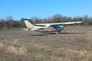 Misterio en Cayastacito: encontraron una avioneta abandonada y la Justicia Federal investiga el caso
