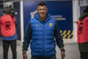 Panorama auriazul: las posiciones que Rosario Central debe reforzar, según la IA