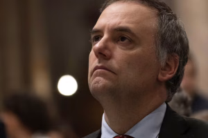 Adorni salió al cruce de las versiones: "Con Bettina no vamos a entrar a ningún blanqueo"