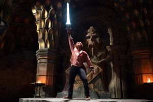 El príncipe Adam y el poder de Grayskull llegan a las salas de la ciudad con el estreno de “Amos del Universo”
