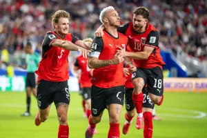 Austria derrotó 3-1 a Jordania y llega afilada al choque con Argentina de la segunda fecha