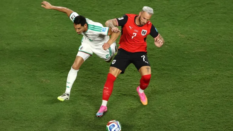 Austria y Argelia jugaron un partido electrizante, empataron 3-3 y los dos lograron el boleto a 16vos del Mundial