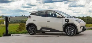 Hasta 380 km de autonomía y 150 km/h: así es el único auto eléctrico que supera las 1.000 ventas en Argentina