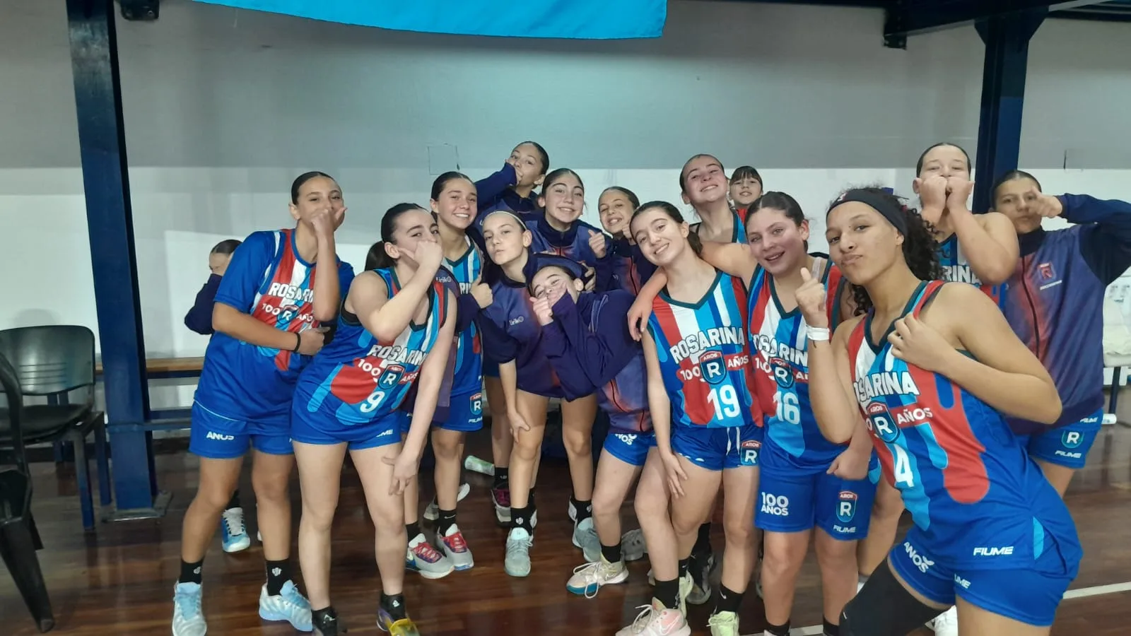 Rosario A fue segundo en su grupo y jugará semifinales ante la Rafaelina