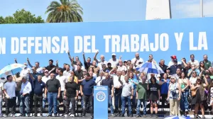 La CGT se reúne y se espera que anuncie las próximas medidas, pero aún sin un paro en el horizonte