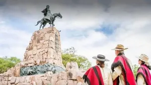 Guardia bajo las estrellas y homenaje en la Catedral: así será la conmemoración por Güemes en Salta