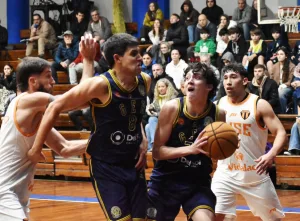 Gimnasia va por el pasaje a la Copa Santa Fe en su visita a América y todo el ascenso local