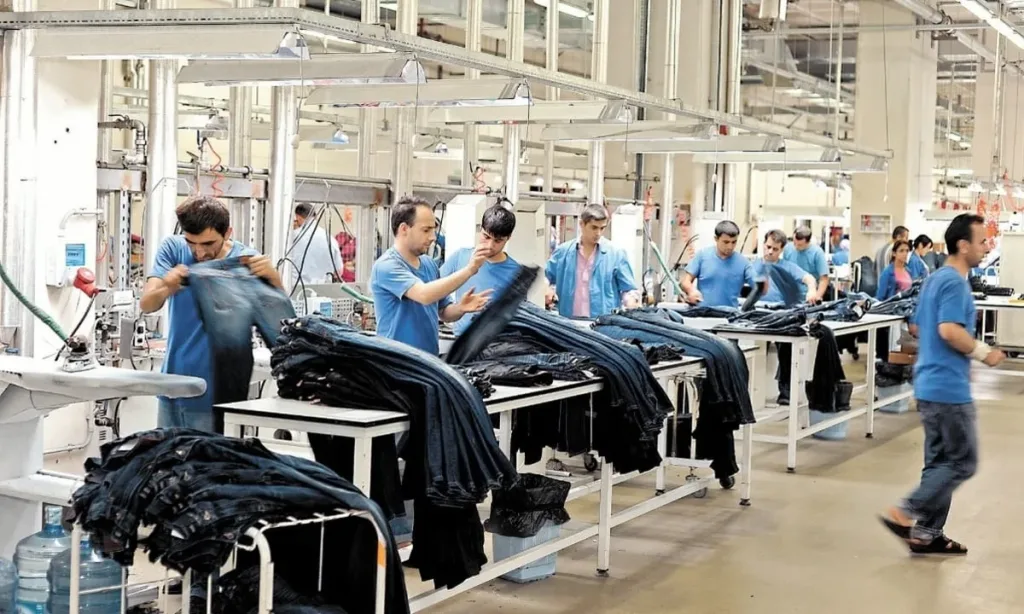 Ya se esfumaron 8.000 empleos privados en territorio santafesino en 2026