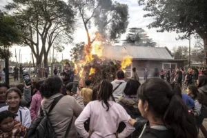 Se viene una nueva edición de la Fogata del Obrador con música y buenos deseos