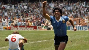 A 40 años de la obra máxima de Maradona ante Inglaterra: la tarde en la que Diego tocó el cielo con las manos