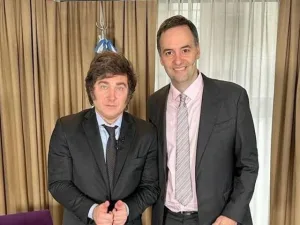 Milei respaldó a Manuel Adorni: “Quedó claro que no mintió"